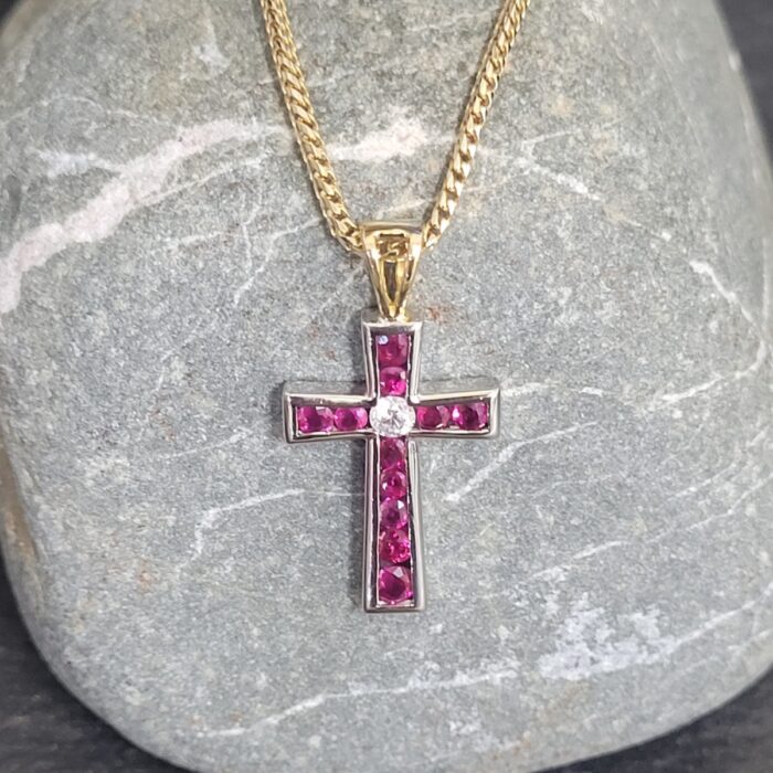 18ct Gold Llangyfelach Cross Pendant (E056a) | Rhiannon Jewellery