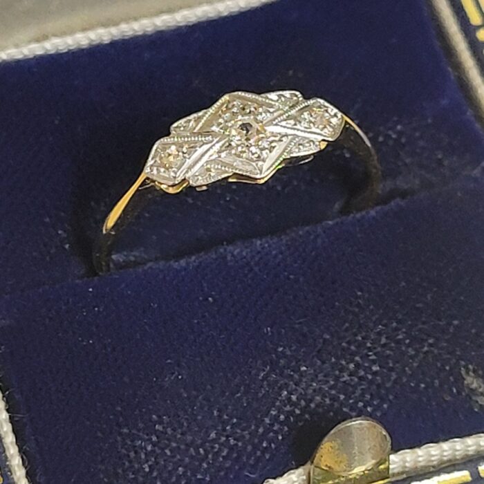 18ct Yellow Gold Antique 0.10ct Multi-Stone Diamond Ring from Ace Jewellery, Leeds