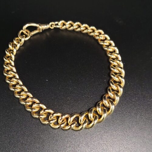 9ct Yellow Gold Graduated Curb Link Bracelet from Ace Jewellery, Leeds