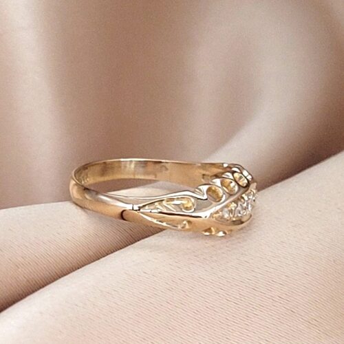 Antique 0.15ct Diamond Five-Stone Ring 18ct Yellow Gold from Ace Jewellery, Leeds