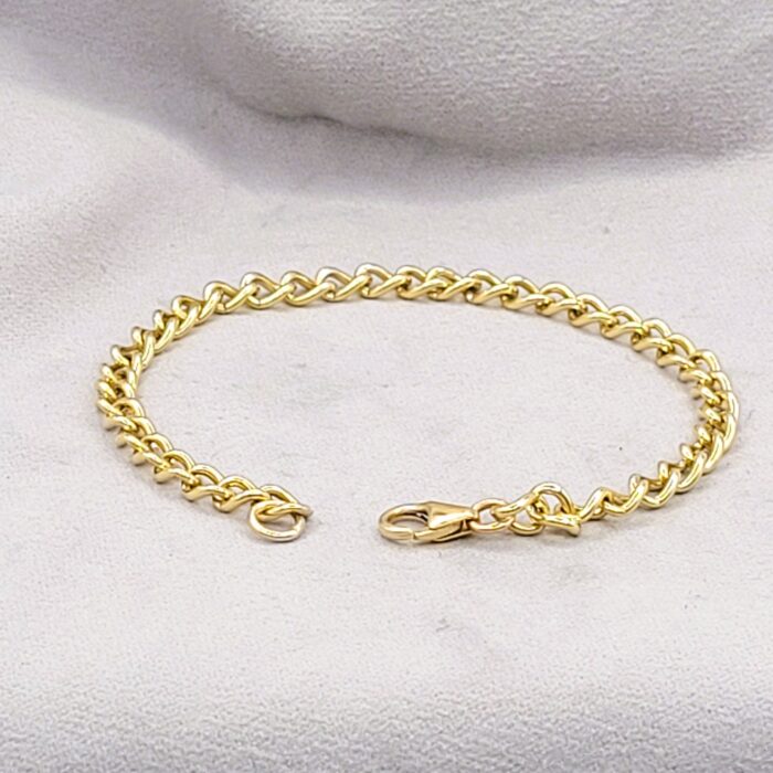 9ct Yellow Gold Open Curb Link Bracelet from Ace Jewellery, Leeds
