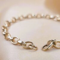 9ct Yellow Gold Faceted-Cut Belcher Link Bracelet from Ace Jewellery, Leeds