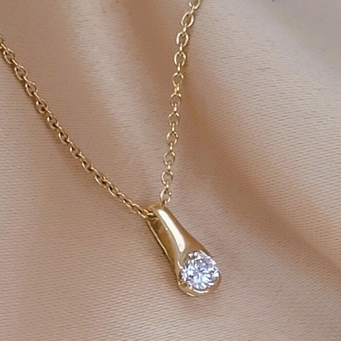 0.30ct Round Diamond Pendant Necklace 18ct Yellow Gold from Ace Jewellery, Leeds