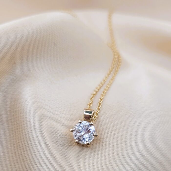 0.96ct Round Diamond Pendant Necklace 18ct Yellow Gold from Ace Jewellery, Leeds